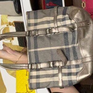 134. Burberry Tote Sold As Is Desc In Live No Cancel/returns